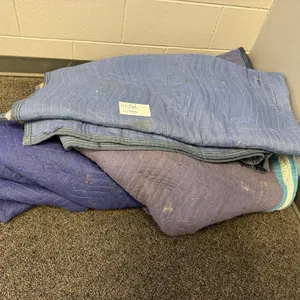 4 Packing Blankets