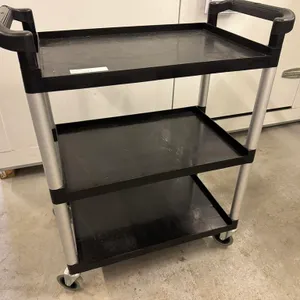 Rubbermaid Rolling Cart w/ Handles