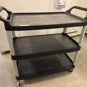 Rubbermaid Rolling Cart w/ Handles