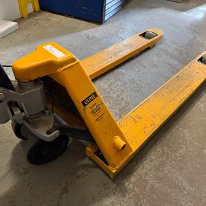 U Line H-4121 Pallet Jack w/ Brake; 5500 lb Capacity