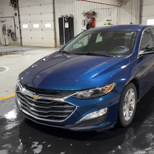 2019  Chevrolet  Malibu  LT FWD
