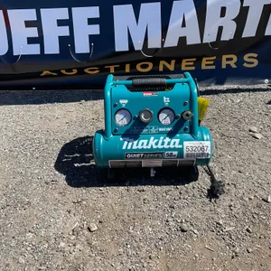 UNUSED MAKITA QUIET SERIES STATIONARY AIR COMPRESSOR SN: 42925