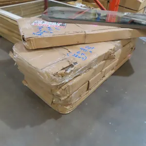 Lot - (6) Wall Mirrors.