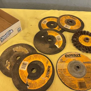 DeWalt grinder disc, wire brush
