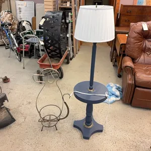 Dog Planter & Lamp