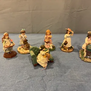 Sandra Kuck’s figurines