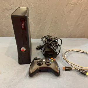 XBOX 360 Gaming Console