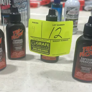 Tri-Flow superior lubricant. Formulated with P.T.F.E. 2 fl oz capacity.