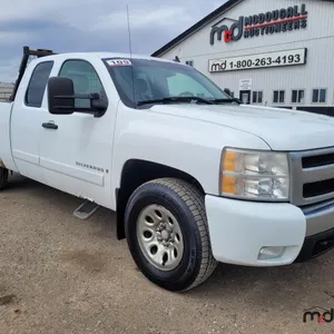 2008 Chevrolet Silverado LS Truck