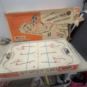 Electric Hockey Master Model H-18 Tabletop Hockey Game with Original Box
