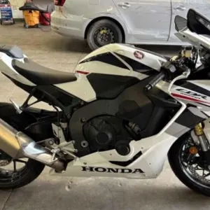 (TX) 2025 Honda CBR1000RR ABS