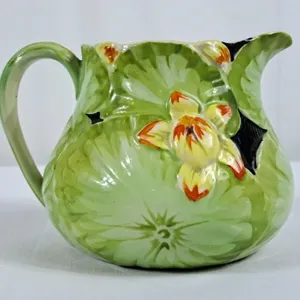 Colour Me Vintage: Summer Auction