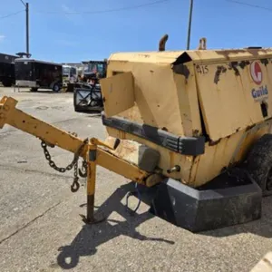 INOPERABLE 1998 Ingersoll Rand Screw Compressor S0