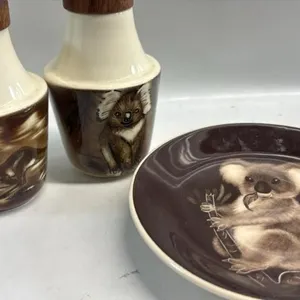 Australia, studio Anna Salt and pepper plate set