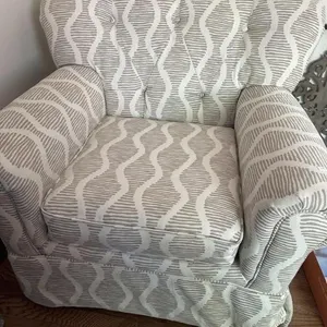 Chair cream and khaki   Smoke free. Animal free