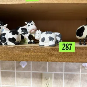 Cow bobble head, salt & pepper shakers, figurines