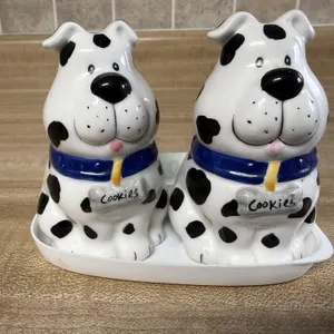 Dalmatian salt & pepper shaker set