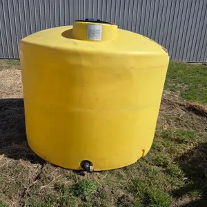 Approx 1,500 Gallon Yellow Poly Tank