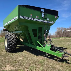 Parker 737 Grain Cart, 16” Unload Auger, 30.5L-32 Tires, Rear Lights, Auger and Rear Camera with Cab