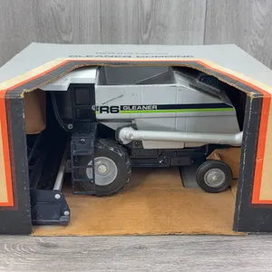 Deutz-Allis R6 Gleaner Combine, 1/24, Scale Models