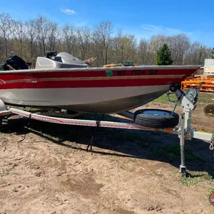 2005 Princecraft 16' Boat w/ Trailer