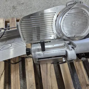 Hobart 2712 Slicer
 UNRESERVED