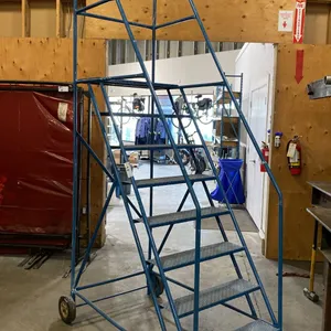 BLUE MOBILE WAREHOUSE STAIRS APPROX 8' TO STANDING PLATFORM