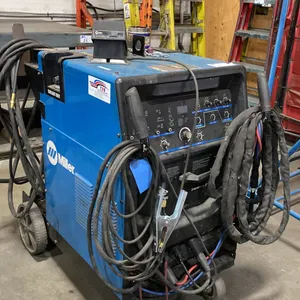 MILLER SYNCROWAVE 250DX INDUSTRIAL AC/DC TIG AND STICK WELDER ON MOBILE CART