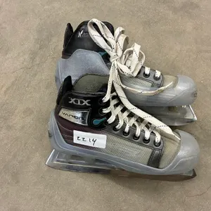 Bauer XXX Vapor Hockey Skates, Size 3