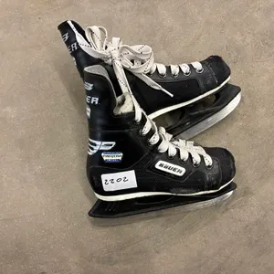 Bauer Pantera Hockey Skates, Size Undetermined