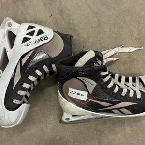 Reebok 5K Fitlite Hockey Skates, Size 4