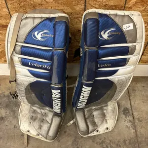 Vaughn Velocity Hockey Goalie Pads, Size Undetermined