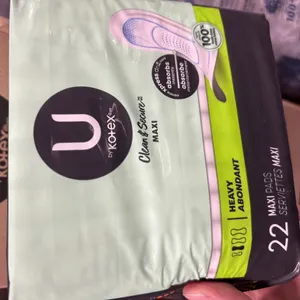 2 Boxes (8 - 22per pkg) Heavy Kotex Maxi