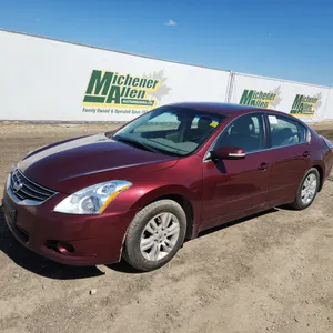 2010  Nissan  Altima  2.5 SL 4dr Sedan