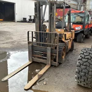 HYSTER 60 6000 PNEUMATIC TIRE FORKLIFT SN: A177B35281K