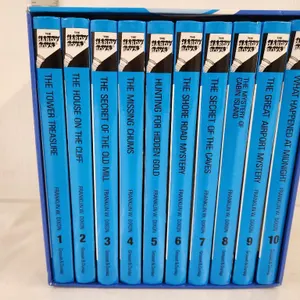 "The Hardy Boys" Book Collection