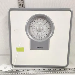 Tinner Bathroom scale