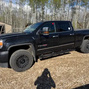 2016 GMC 3500HD SLE All Terrain Crew Cab Truck, 6 litre V8, Auto, 4wd, 388,807km, VIN 1GT42XCG7GF244393 *THIS ITEM AVAILABLE FOR WEBCAST AND LIVE ON-S