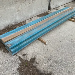 PLASTIC BOARDS / LUMBER