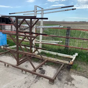METAL RACKS