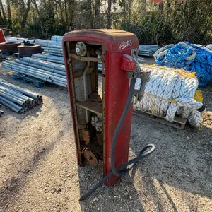 VINTAGE GAS PUMP