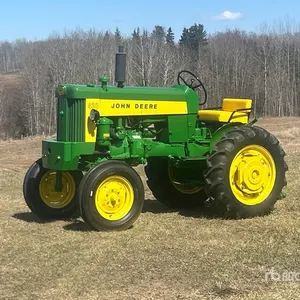 1959 John Deere 430 S 2WD Wide Front Antique Tractor