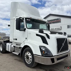 2017 Volvo VNL T/A Semi Truck