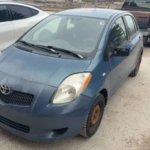 2007 Toyota Yaris LE 4 Door Hatchback 4 CYL, Blue, Power Locks/Windows, TOD