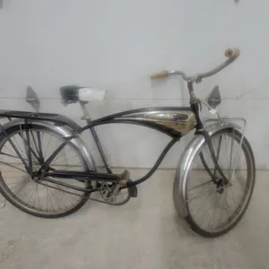 1950s Schwinn Cruiser Bicycle with Chrome Fenders Fuel Tanke F+Rrack Very Cool All Orignal It