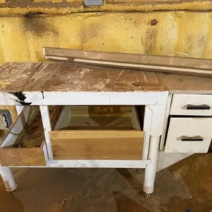 Workbench on Wheels, Overhead Light