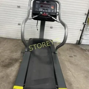 Star Trac IPXO Comm. Treadmill