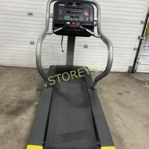 Star Trac IPXO Comm. Treadmill