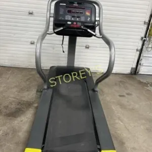 Star Trac IPXO Comm. Treadmill