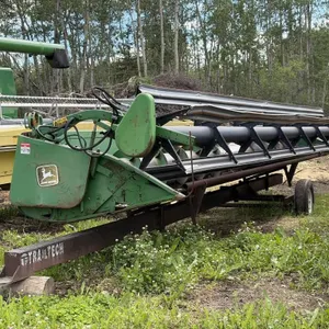 John Deere 930 Combine Header - 30 Ft